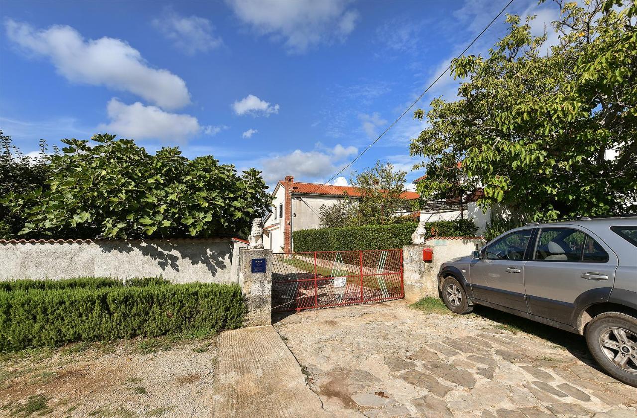 House Monteci 1378 Βίλα Galižana Εξωτερικό φωτογραφία