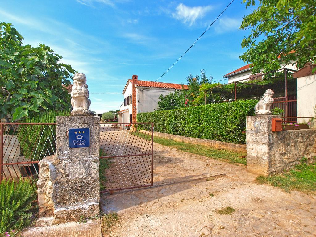 House Monteci 1378 Βίλα Galižana Εξωτερικό φωτογραφία
