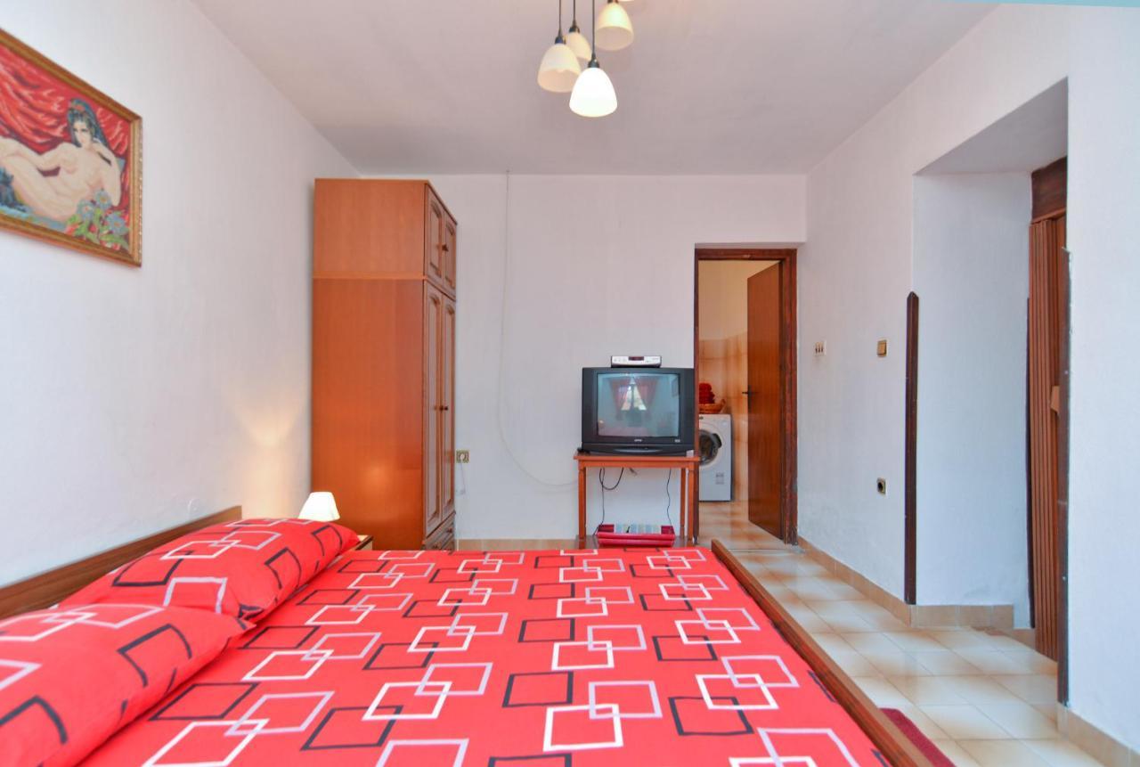 House Monteci 1378 Βίλα Galižana Εξωτερικό φωτογραφία